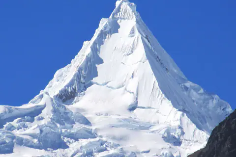 Mountain landscape: Alpamayo