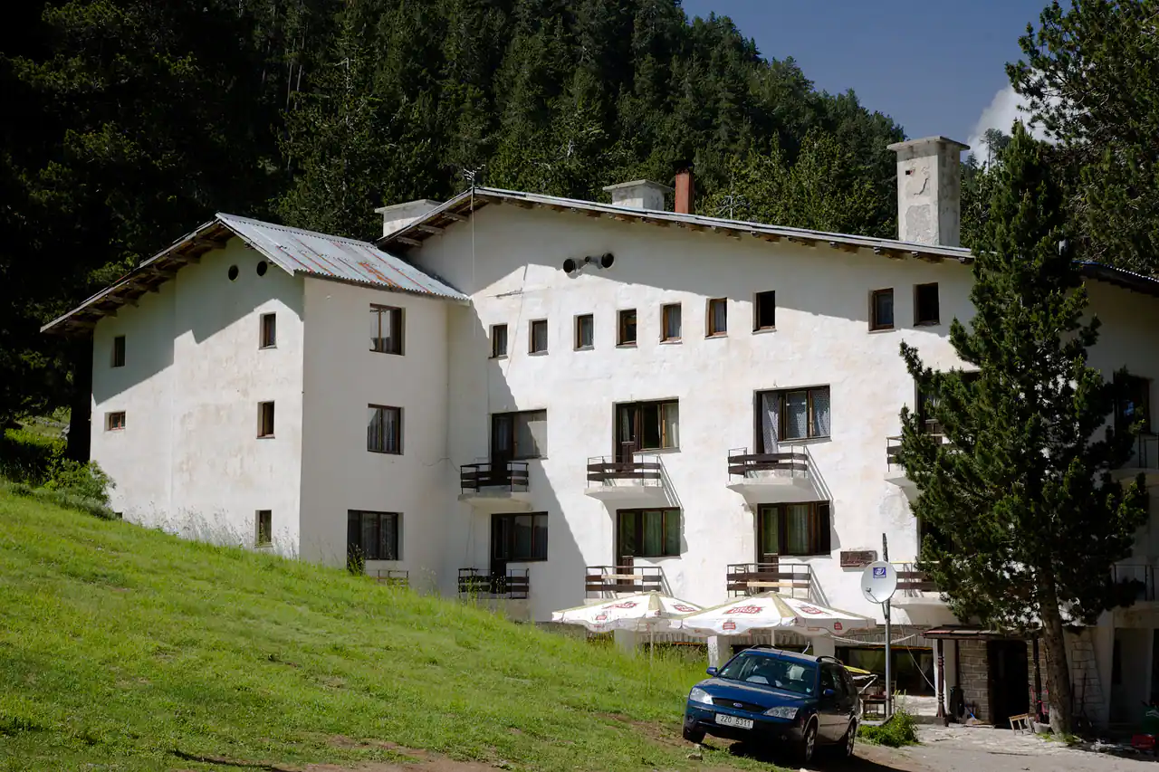 Banderitsa Hut, पर्वतीय हट