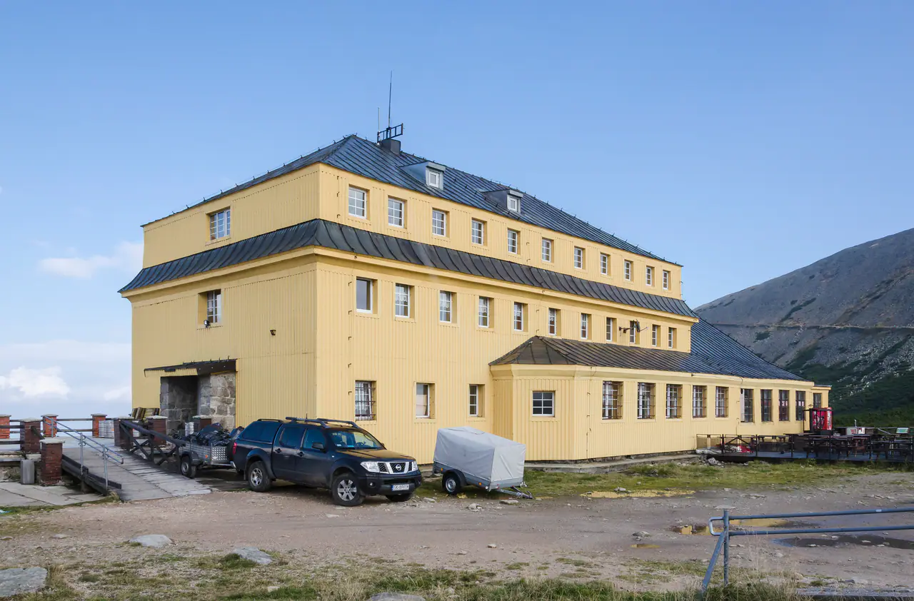Dom Śląski，山屋