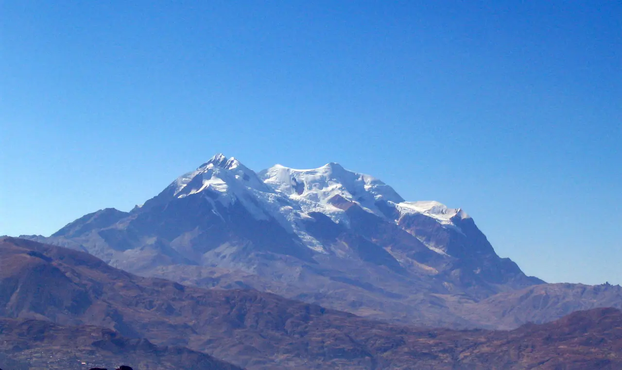 Mountain landscape: Illimani