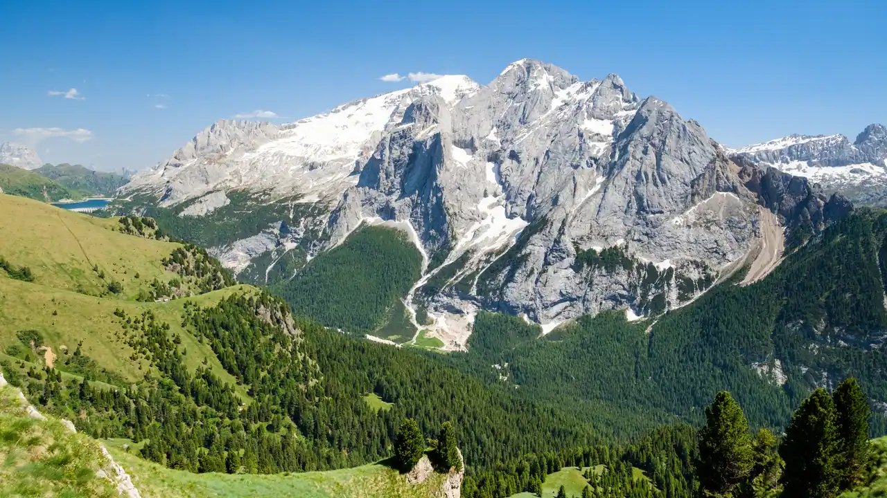 山地风景:Marmolada