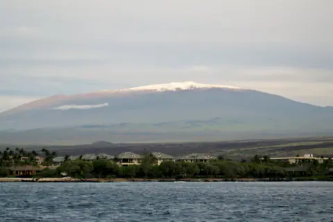 Mountain landscape: Mauna Kea
