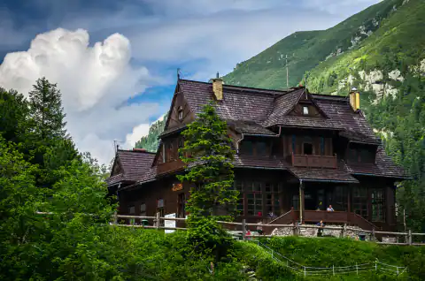 Mountain landscape: Morskie Oko Hut