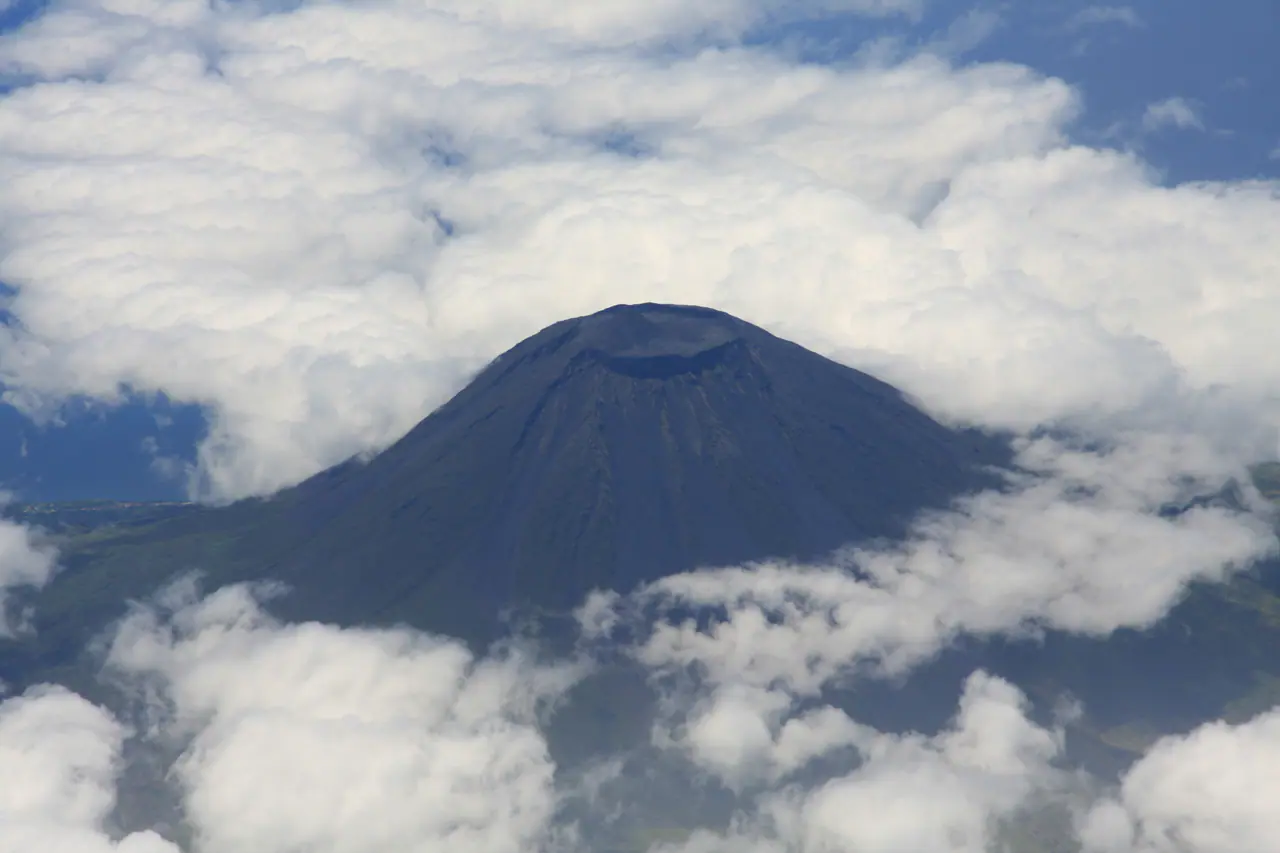 Paisaje de montaña: Mount Pico