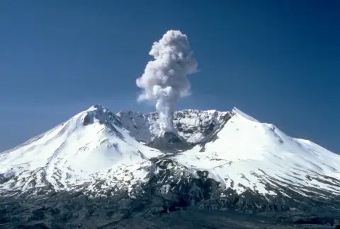 Paisaje de montaña: Mount St. Helens