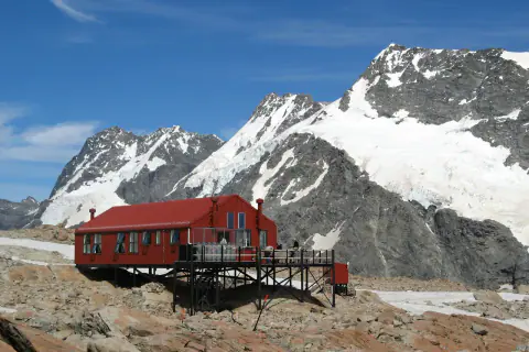 Mountain landscape: Mueller Hut