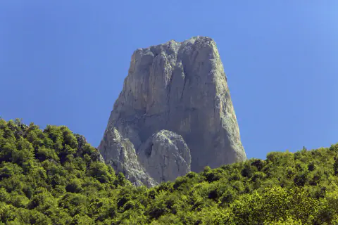 Paisaje de montaña: Naranjo de Bulnes