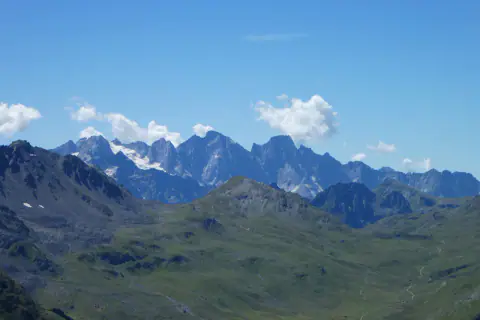 Paisaje de montaña: Piz Badile