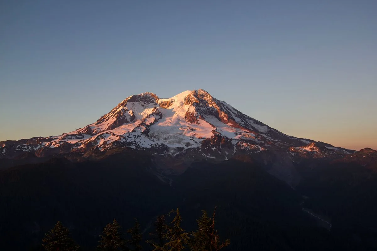 Mountain landscape: Mount Rainier