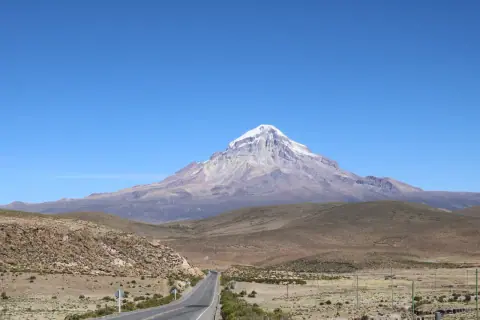 Mountain landscape: Sajama