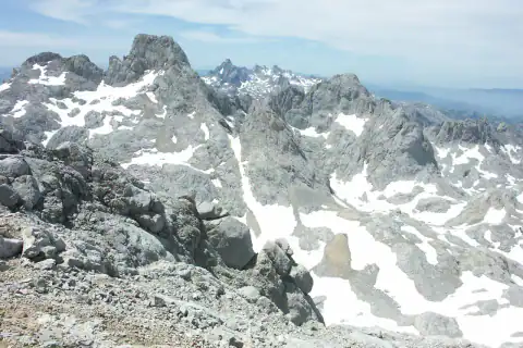 Paisaje de montaña: Torre Cerredo