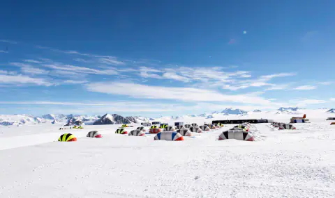 Mountain landscape: Union Glacier Camp